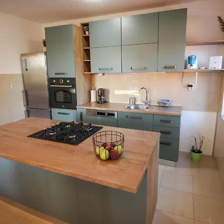 Apartament In Jakov Polje With Wifi