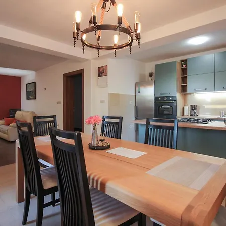 In Jakov Polje With Wifi Apartament Krmpote-Vodice