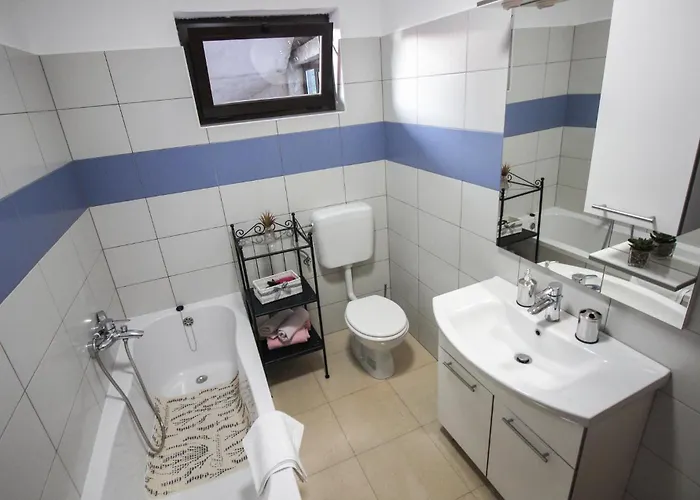 In Jakov Polje With Wifi Apartment Krmpote-Vodice
