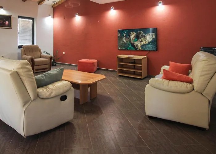 公寓 In Jakov Polje With Wifi *