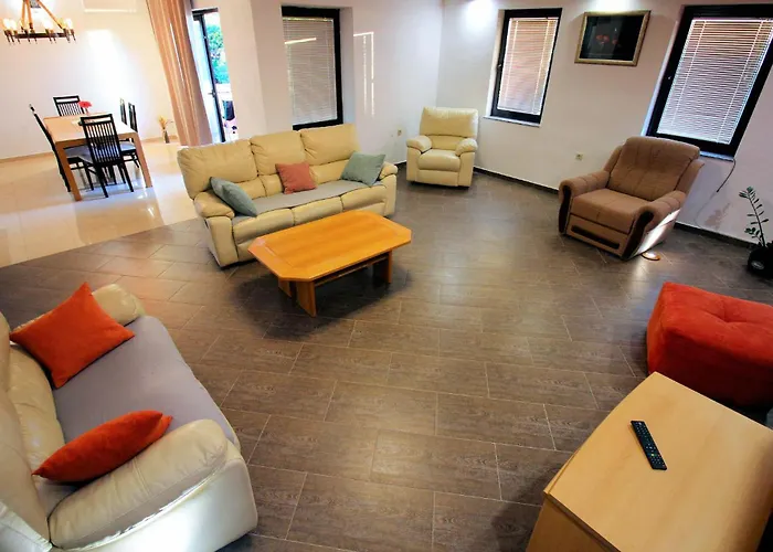 In Jakov Polje With Wifi 公寓