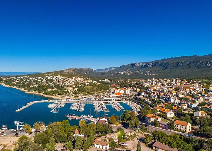Apartment In Jakov Polje With Wifi Krmpote-Vodice